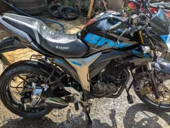 Gixxer Monotone